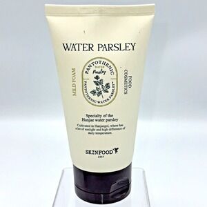 Skinfood Pantothenic Water Parsley Refresh Cleansing Foam 150mL / K-Beauty